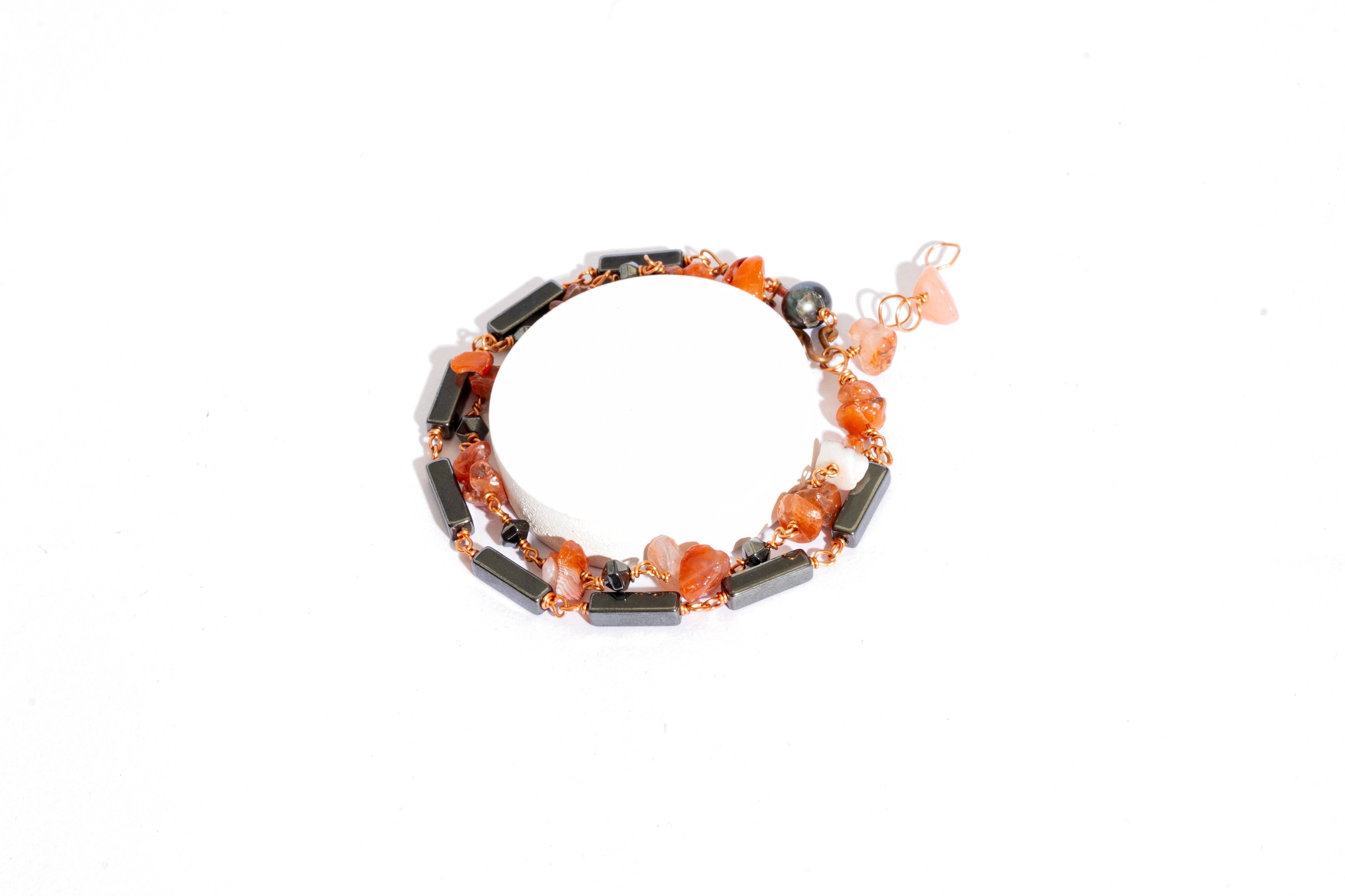 Carnelian and Tube-Shaped Magnelite Bead Bracelet
